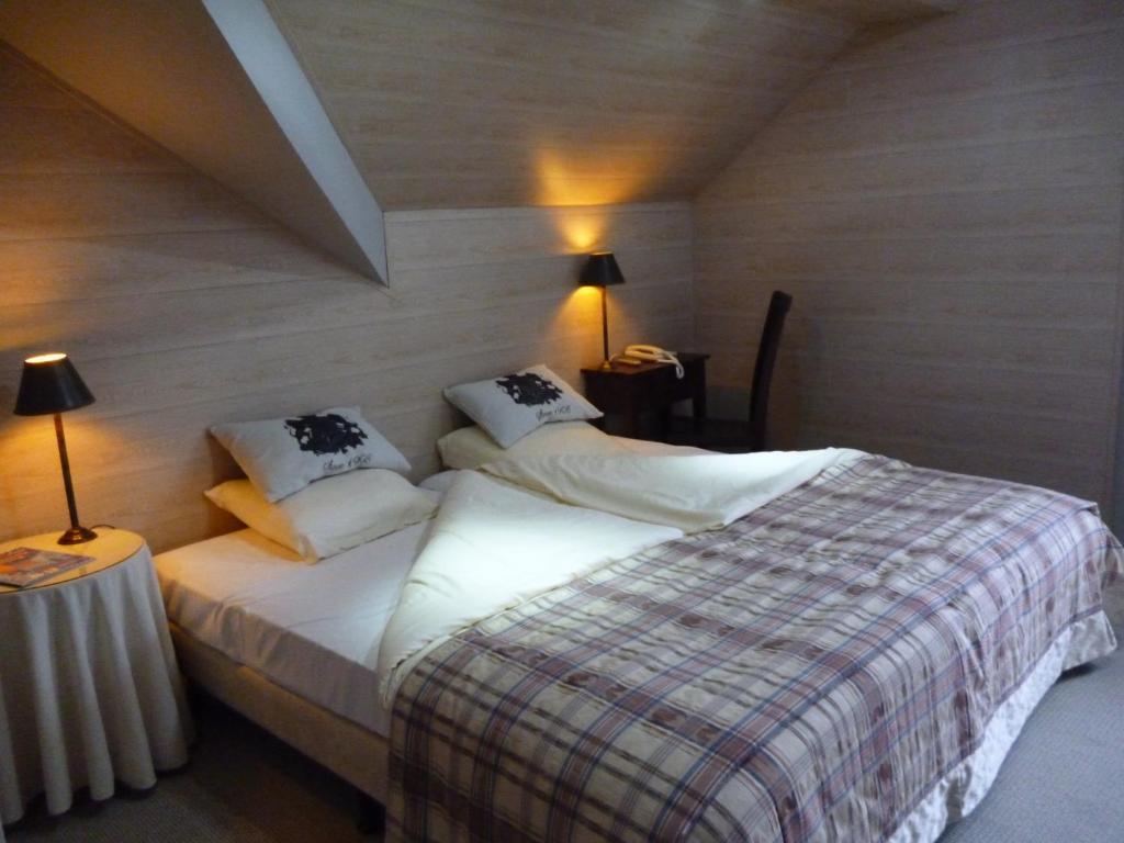 Chalet Sur Lesse Hotel Maissin Room photo